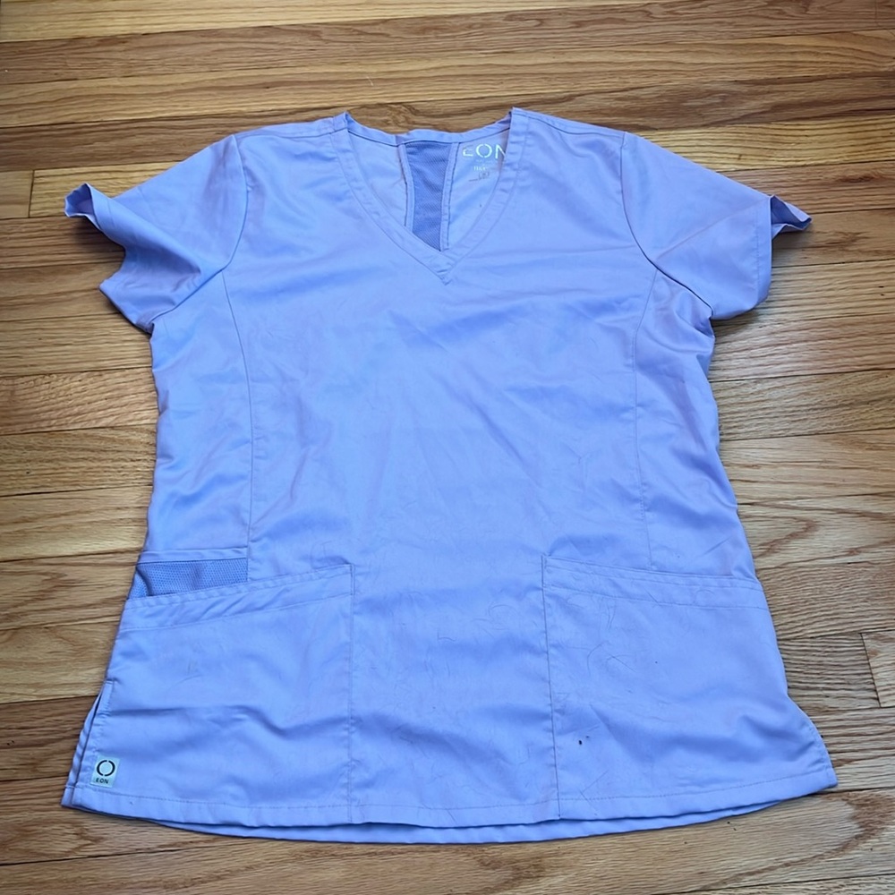 Maevn Scrub Top